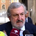 Bari, Emiliano ascoltato per 5 ore in Antimafia: “Difendo la militanza dei pugliesi”
