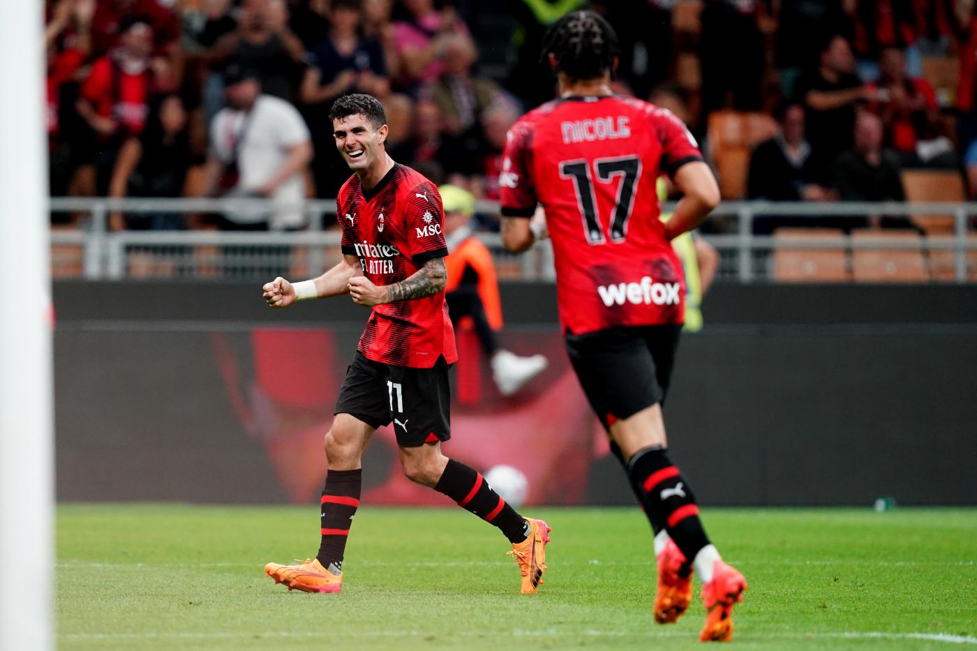 Milan-Cagliari 5-1, i Rossoneri blindano il secondo posto Milan-Cagliari 5-1, i Rossoneri blindano il secondo posto