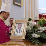 Funerali operaio Casteldaccia, vescovo: “Morti bianche sconfitta società”