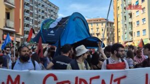 Milano, corteo pro-Palestina degli studenti del Politecnico
