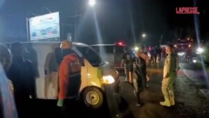 Indonesia, scontro tra autobus e auto: morte 11 persone