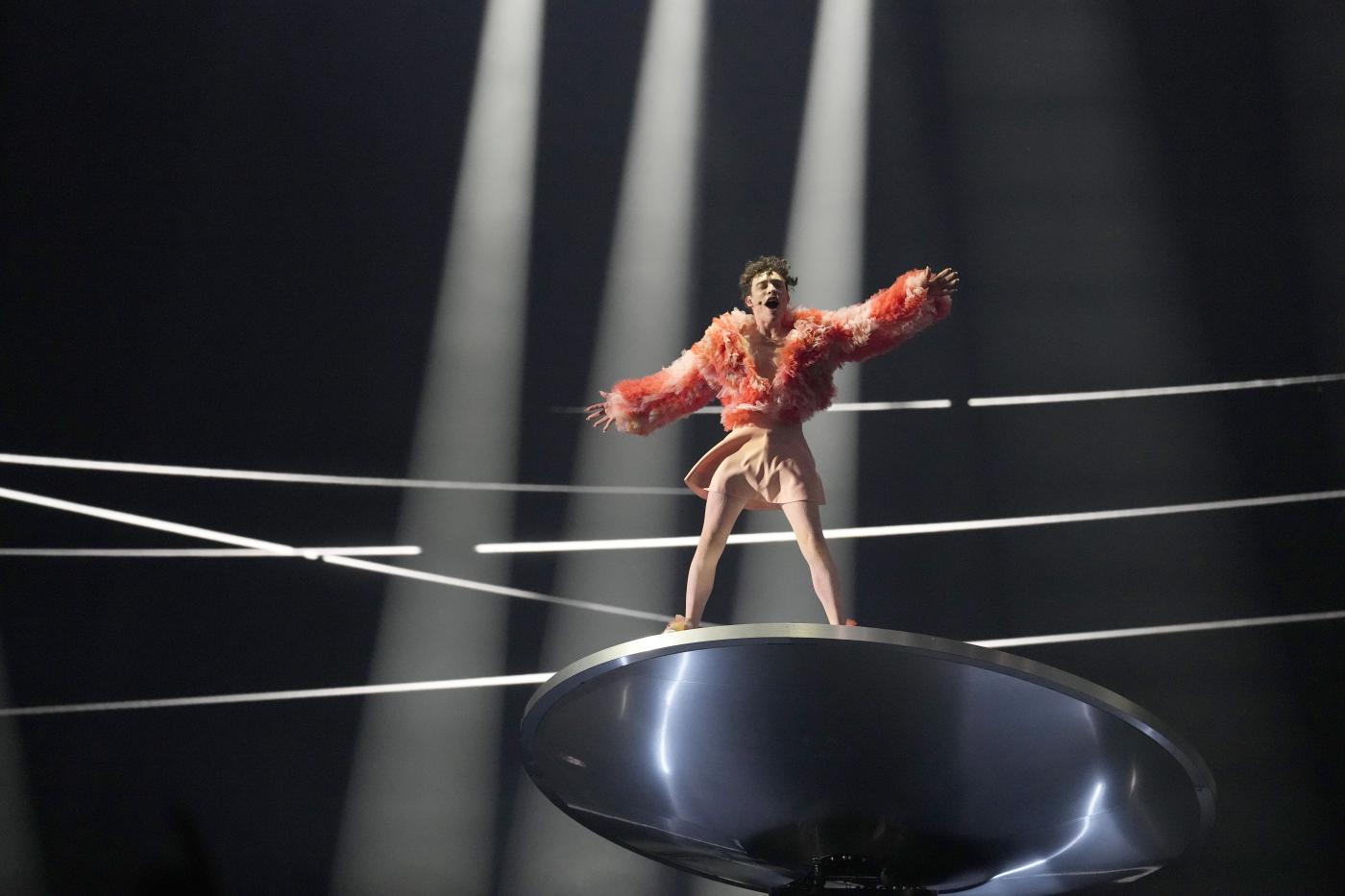 Eurovision, Vannacci contro il vincitore Nemo: “Mondo al contrario è nauseante” Eurovision, Vannacci contro il vincitore Nemo: “Mondo al contrario è nauseante”