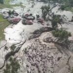 Indonesia, inondazioni spazzano via villaggi: oltre 30 i morti