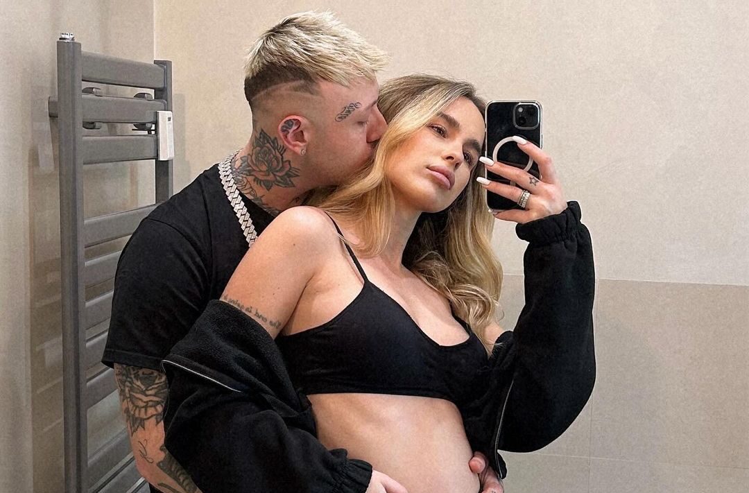 Lazza diventerà papà: l’annuncio social con la compagna Greta