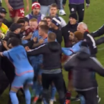 Maxi rissa alla fine di Toronto-New York in Mls: coinvolti anche Bernardeschi e Insigne