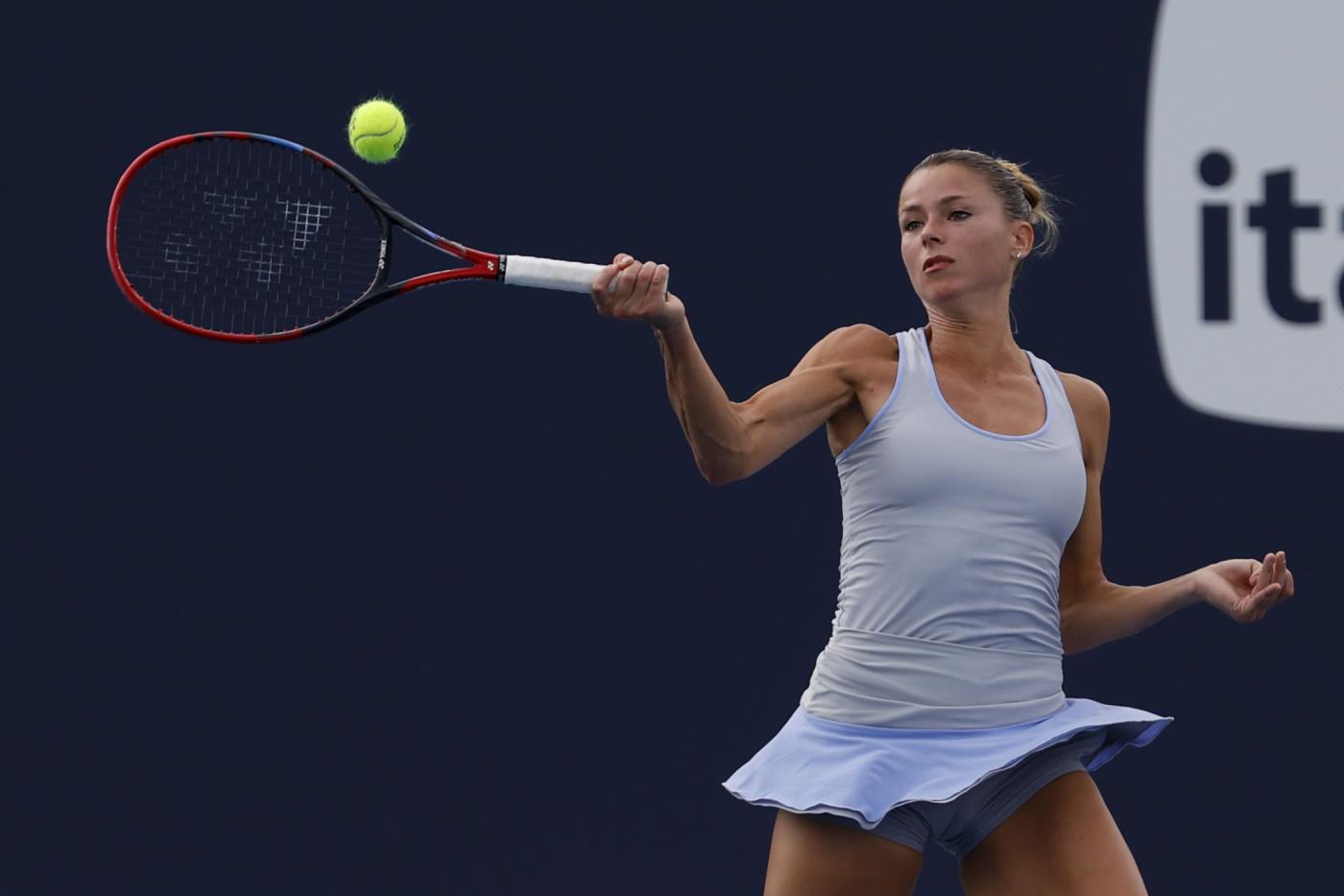 Camila Giorgi, il legale: “È all’estero ma non per sottrarsi al fisco” Camila Giorgi, il legale: “È all’estero ma non per sottrarsi al fisco”
