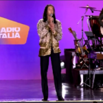 Concerto Radio Italia, il minuto di silenzio di Ghali per vittime a Gaza