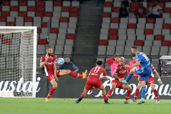 Serie B, Bari-Ternana 1-1 nell’andata dei playout