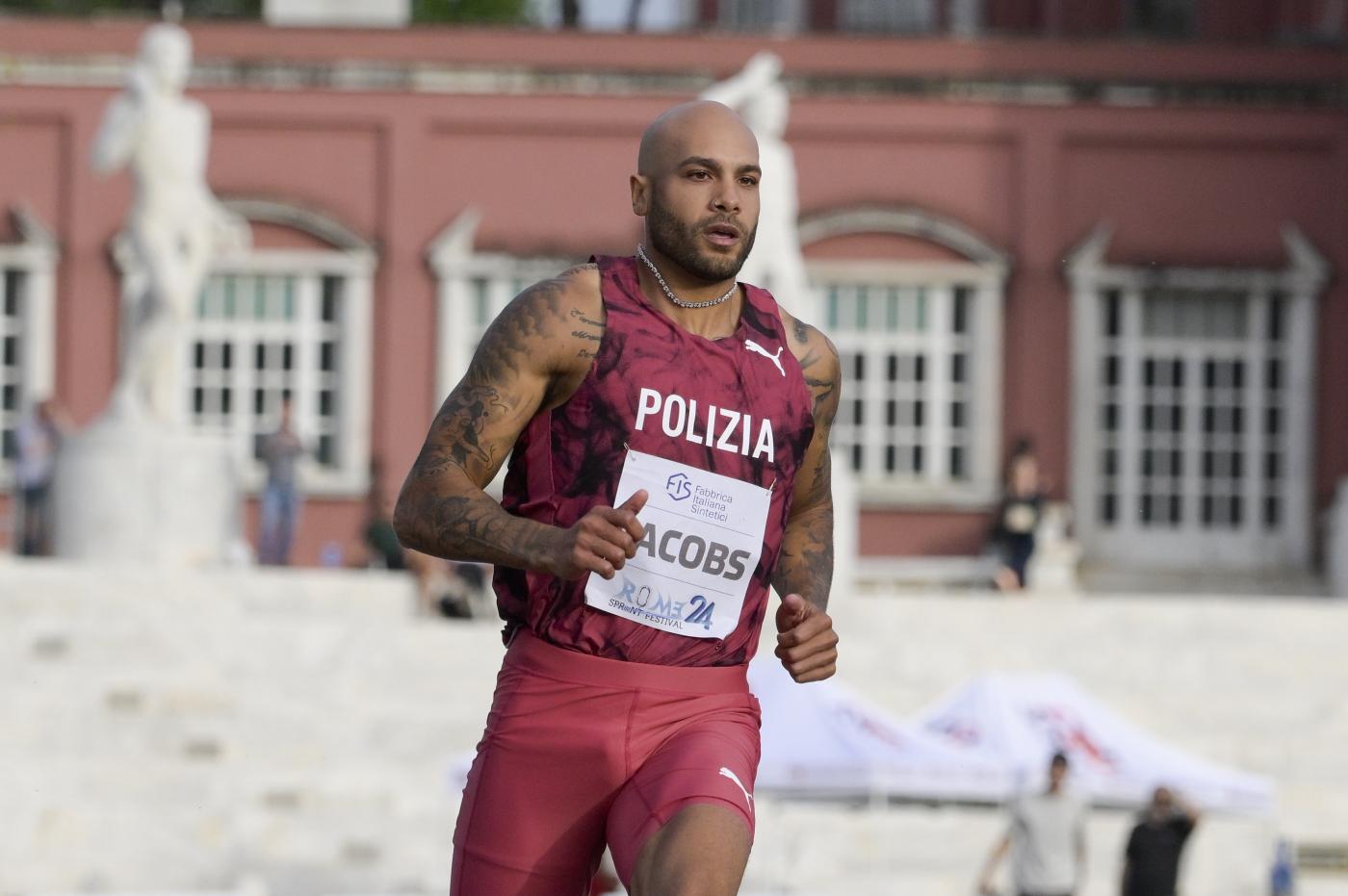 Marcell Jacobs vince i 100 metri allo Sprint Festival di Roma