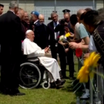 Verona, il Papa in carcere dai detenuti