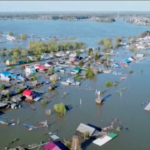 Russia, alluvione inghiotte un intero villaggio in Siberia