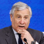 Omofobia, Tajani: “Non confondere teoria gender con diritti omosessuali”