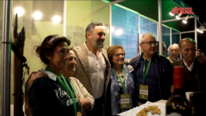 Spagna, il presidente di Vox Abascal alla convention di estrema destra ‘Europa Viva 24’