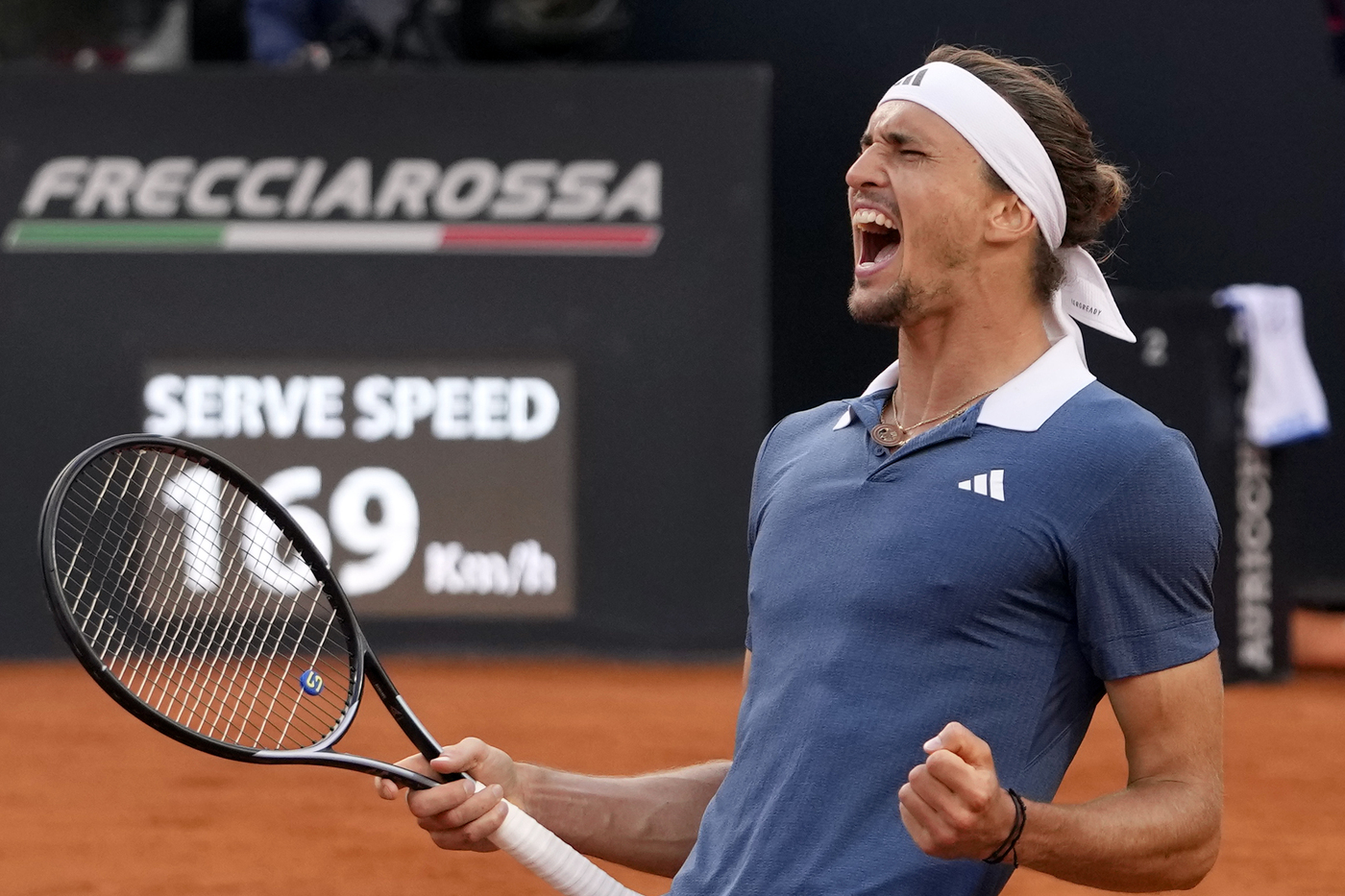 Internazionali Roma, Zverev trionfa in finale: Jarry ko in due set