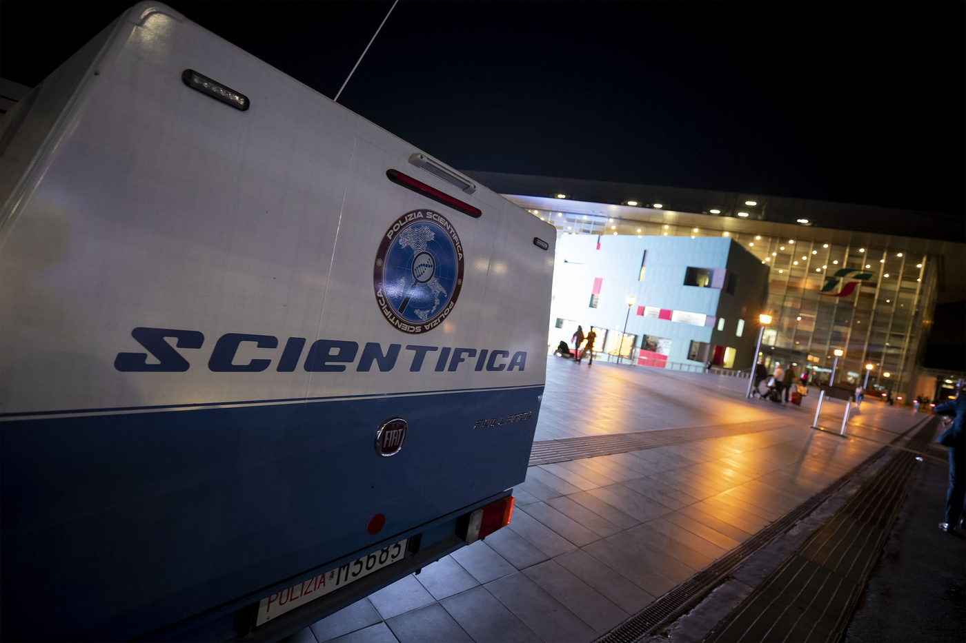 Roma, accoltella collega sul posto di lavoro: gravissimo un 38enne