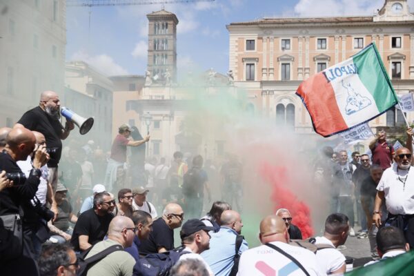 Taxi, oggi sciopero nazionale