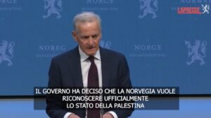 La Norvegia riconoscerà la Palestina, l’annuncio del premier Støre