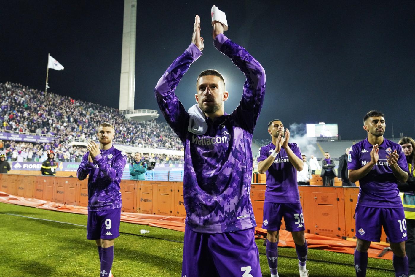 Serie A, la Fiorentina a Cagliari con la testa alla finale di Conference League