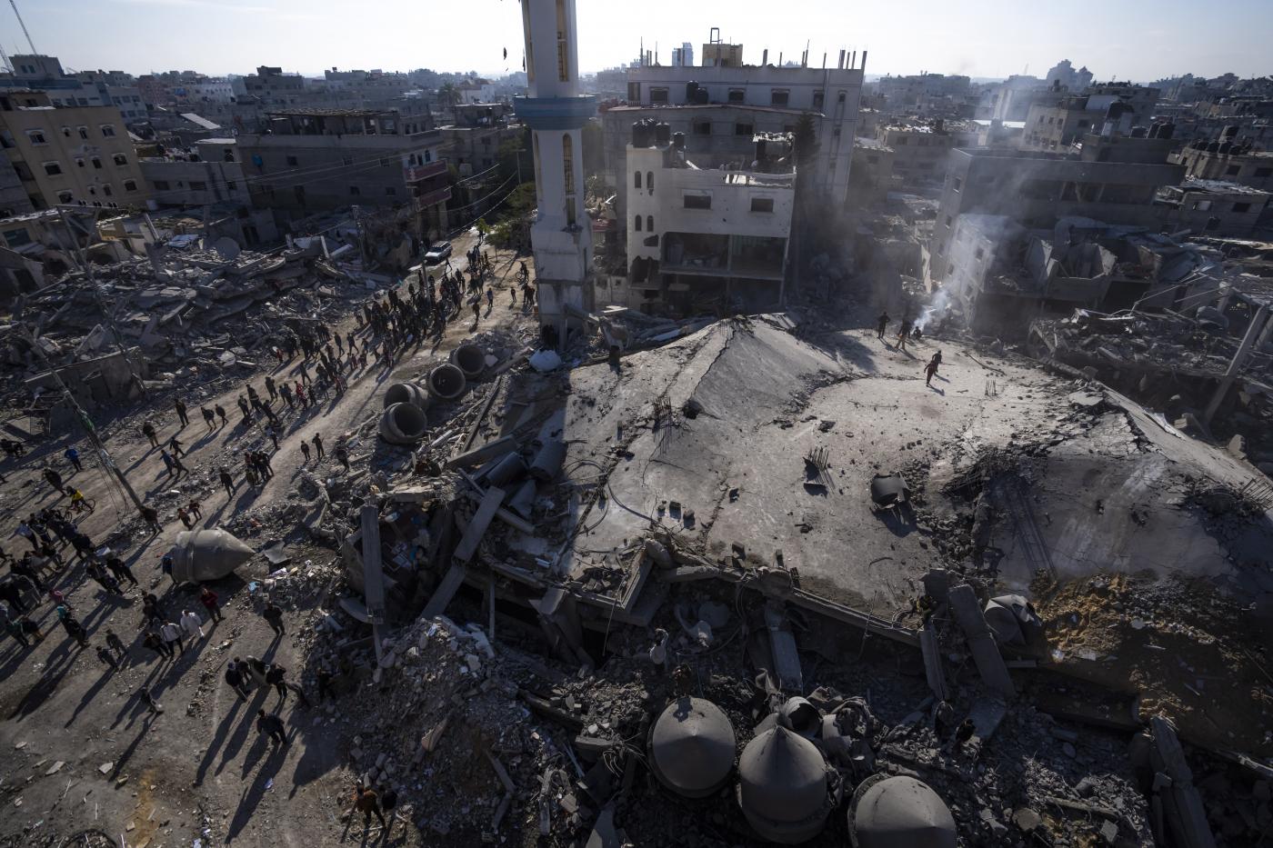 Raffica di razzi da Gaza verso il centro di Israele