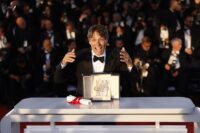 Il photocall dei vincitori del 77esimo Festival del cinema di Cannes