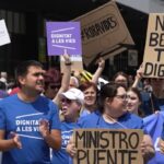 Barcellona, alla stazione di Sants infiamma la protesta dei pendolari