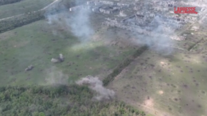 Ucraina, ecco come i soldati di Kiev cercano di arginare l’assalto russo a Chasiv Yar