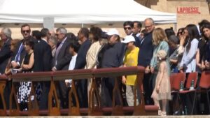 Giornata Mondiale Bambini, Meloni con la figlia Ginevra per la messa del Papa