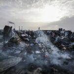 Gaza, raid Israele su tendopoli Rafah: almeno 40 morti