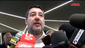 Ucraina, Salvini: “Macron quando parla di guerra è un pericolo”