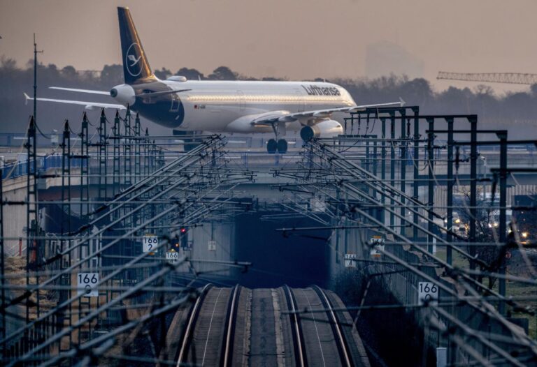 Sciopero aerei Lufthansa in Germania il 7 e l\'8 marzo: voli a rischio in Italia