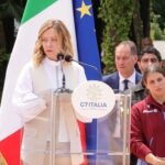 Meloni a Caivano: “Politica seria mette la faccia dove le cose sono difficili”