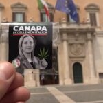 Roma, +Europa e Meglio Legale distribuiscono cannabis light a Montecitorio