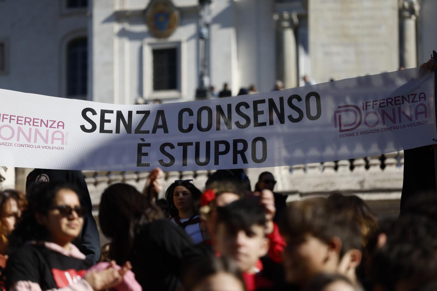 Violenza donne, crescono le aggressioni sessuali: +35% in ultimi quattro anni