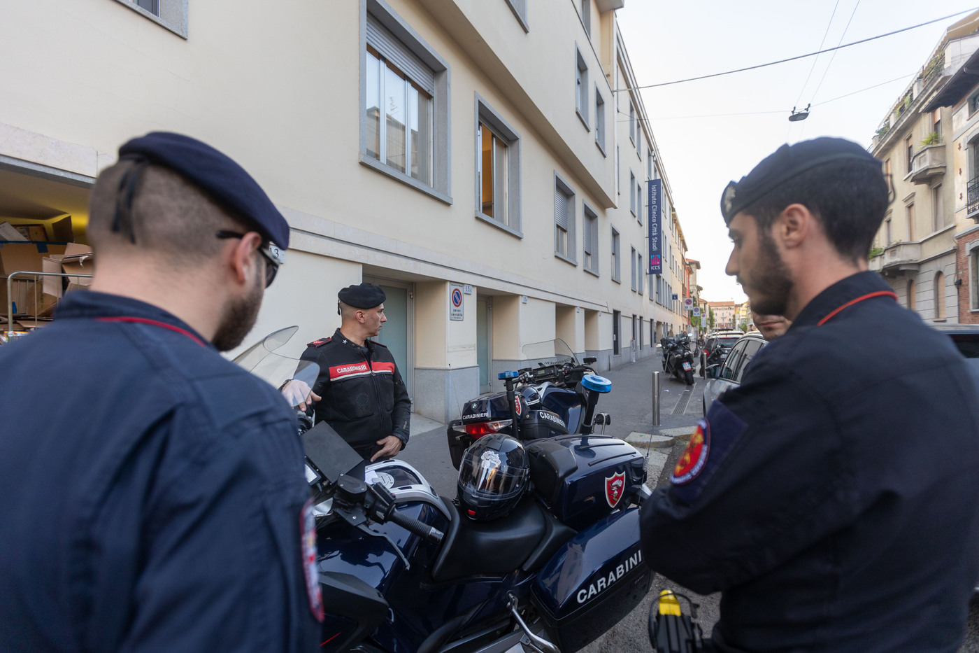 Cuneo, violenza sessuale su cinque donne in agenzia di moda: due arresti