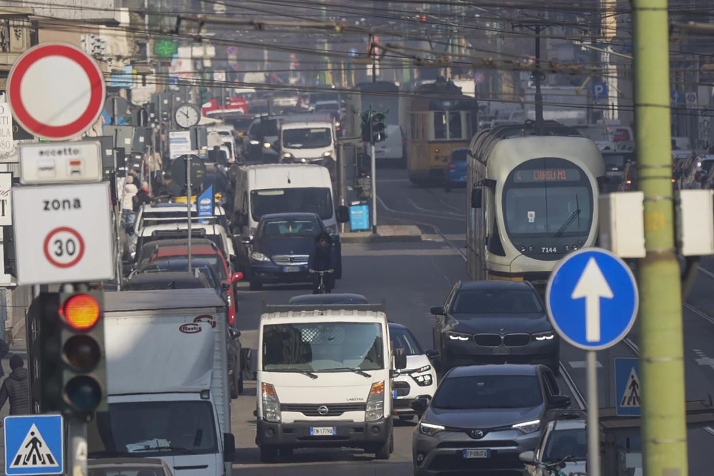 stop alle auto diesel euro 5 da ottobre