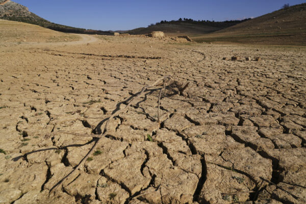 Siccità in Sardegna, è emergenza: a rischio erogazione acqua potabile