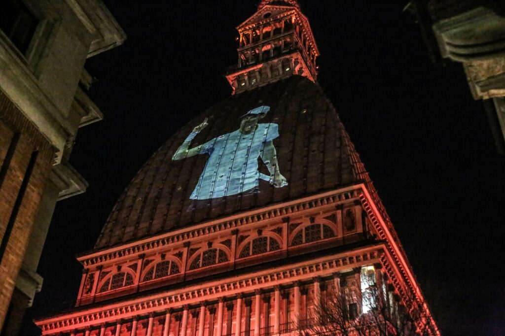 Galleria foto 'Jannik Sinner primo italiano a diventare numero 1 al mondo. Le sue foto più belle' - foto 10