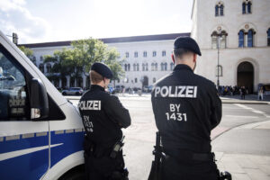 Germania, sparatoria a Monaco di Baviera: un morto e aggressore in fuga