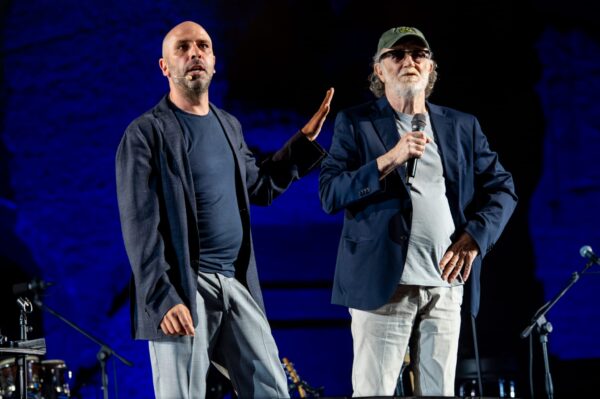 Francesco De Gregori e Checco Zalone, la strana coppia che fa ridere e cantare