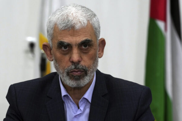 Gaza, attacco israeliano contro una scuola dell’Unrwa: almeno 40 morti