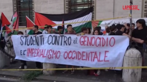 Roma, protesta pro Palestina davanti all’ambasciata Usa