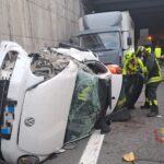Milano, scontro tra auto e tir su Tangenziale Nord: due morti
