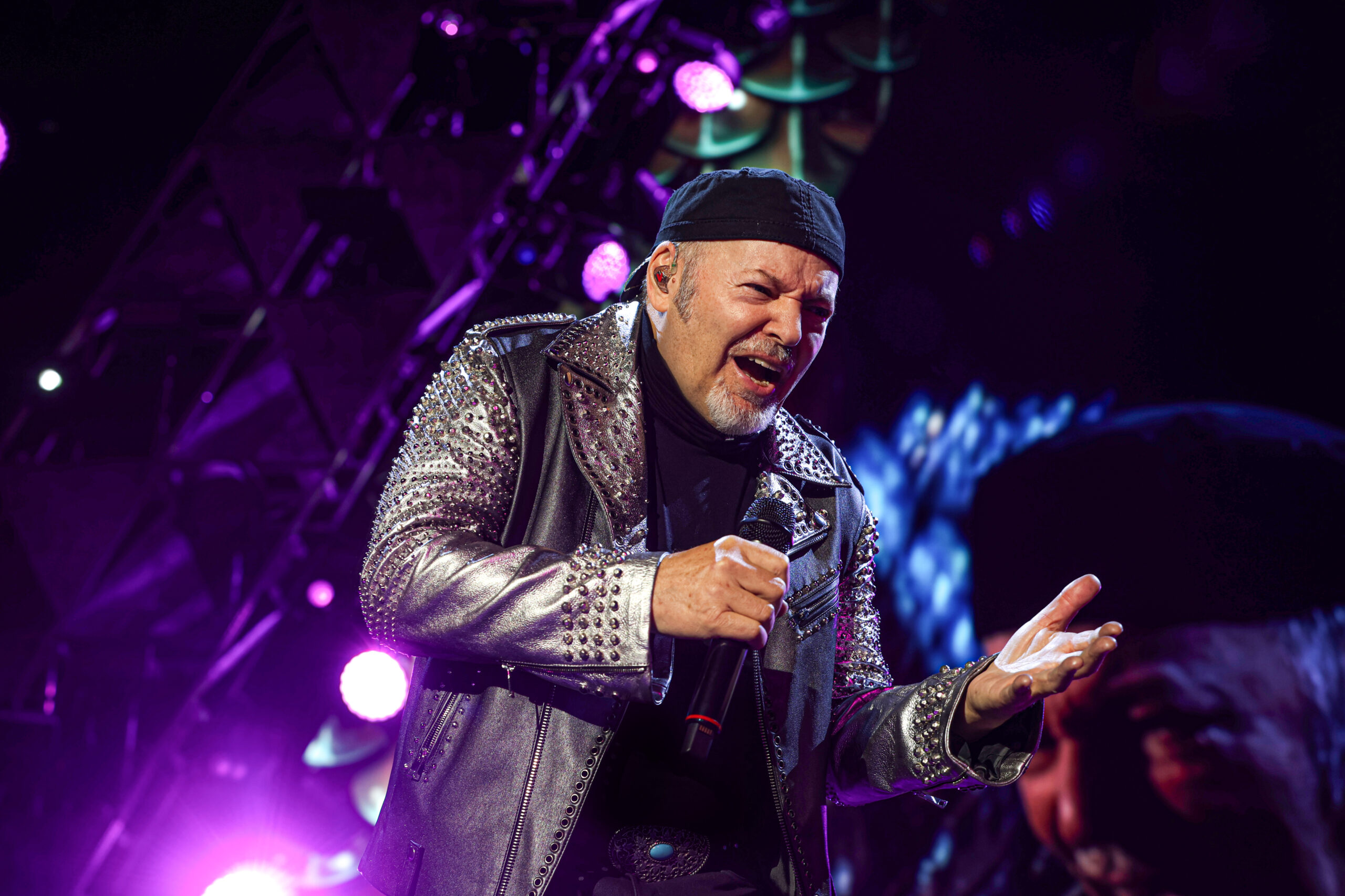 Vasco Rossi a San Siro torna ribelle e ‘contro’