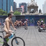 Messico: nudi in bici per chiedere maggior sicurezza per chi usa le due ruote