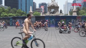 Messico: nudi in bici per chiedere maggior sicurezza per chi usa le due ruote