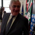 Europee, ‘pasillo d’onor’ per Antonio Tajani in sede Forza Italia
