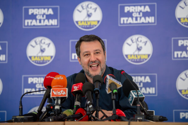 Europee, Salvini: “Bossi? Mancanza rispetto, ascolterò i militanti”