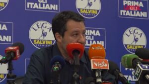 Europee, Salvini: “Strano che l’ex segretario voti un altro partito”