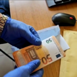 Lecce, scoperta stamperia che distribuiva banconote false online