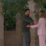 G7, Zelensky accolto da Meloni a Borgo Egnazia